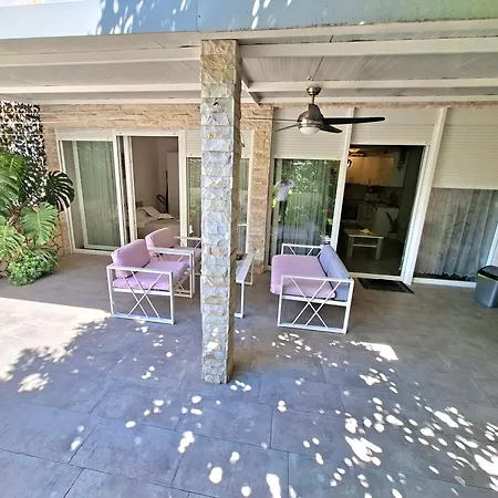 شقة Tiki With A Large Terrace *